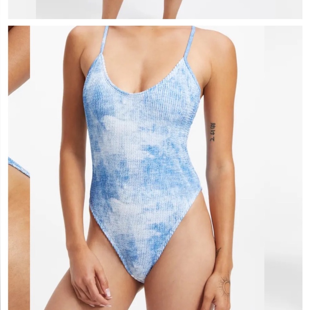 Always Fit One-Piece Swimsuit Tie-Dye
GOOD AMERICAN - NWOT Size 3/4